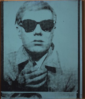 安迪·沃霍尔，《自画像》，1964年合成聚合物油画和丝网布面油墨，20 × 16英寸(50.8 × 40.6厘米)