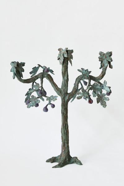 节子，吊灯(Figuier coloré)， 2021手绘青铜，21¼× 19 3 / 8 × 10 11 /英寸(54 × 49 × 27.5 cm)©节子。图片:Thomas Lannes