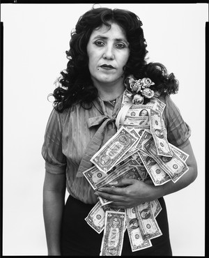 理查德·埃夫登，佩特拉·阿尔瓦拉多，工厂工人，德克萨斯州埃尔帕索，1982年4月22日，她的生日，1982©理查德·埃夫登基金会
